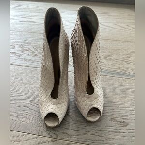 Gianvito Rossi Heels